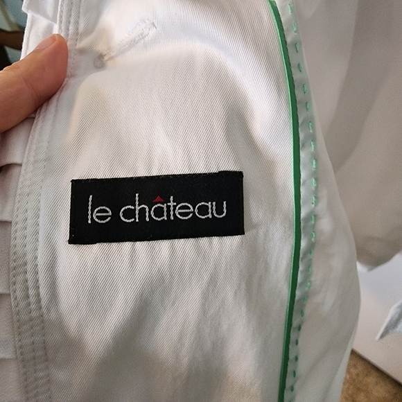 Le Chateau white trench coat - Picture 5 of 8